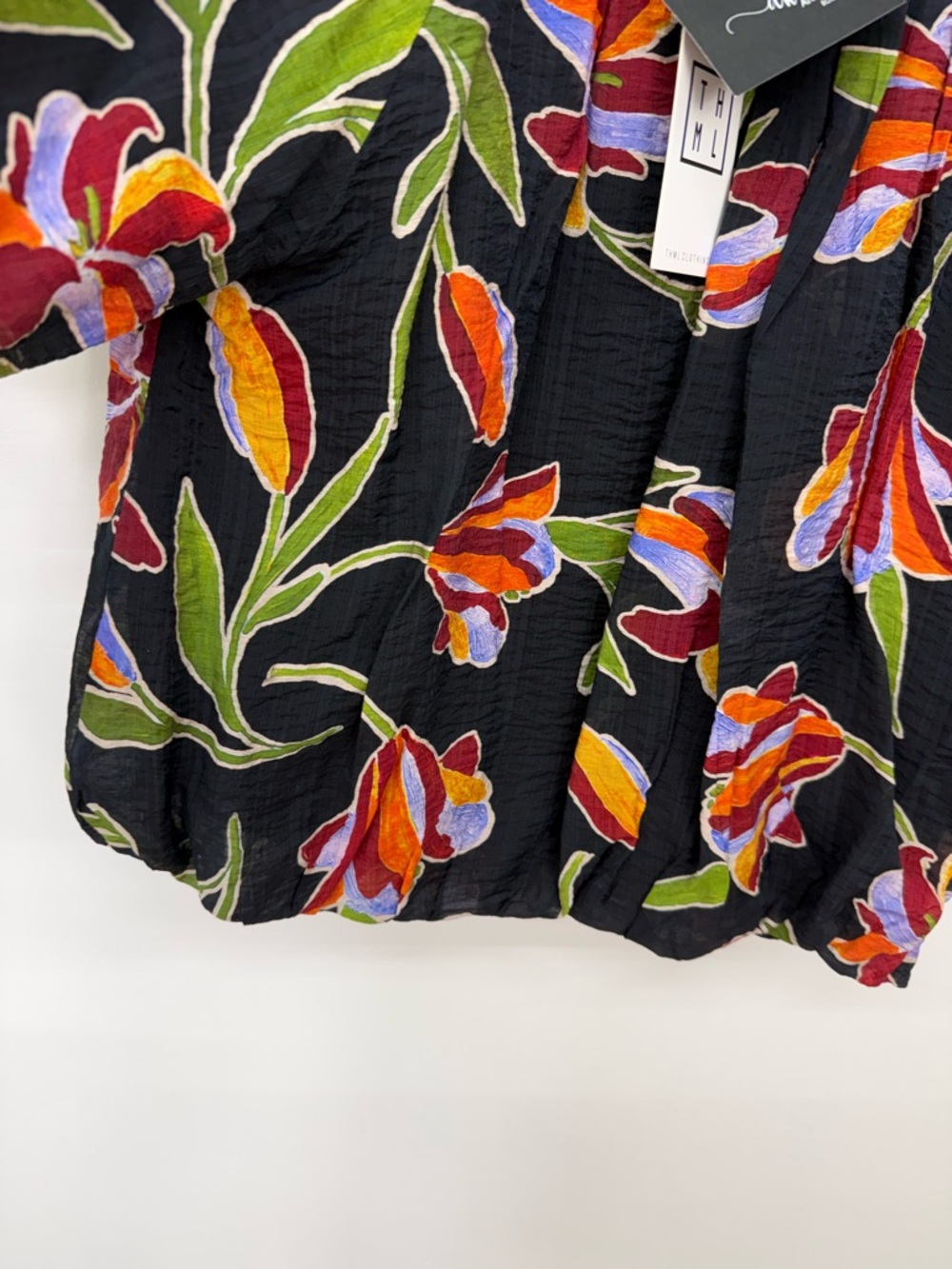 THML Black Floral Cropped Blouse X2 - Picture 5 of 5